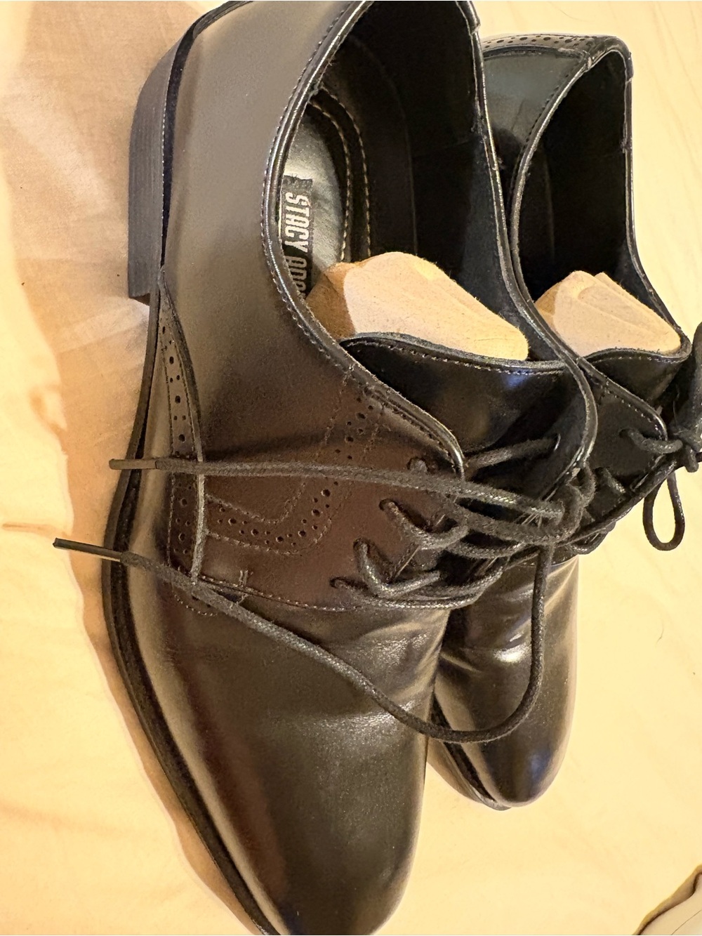 Stacy Adams Black Leather Lace-Up Oxfords with Brogue Detail